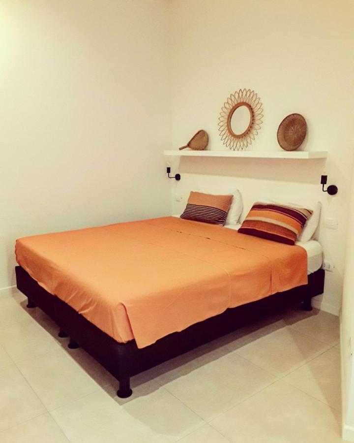 Fra Cielo E Mare Boutique Rooms Кальяри Экстерьер фото