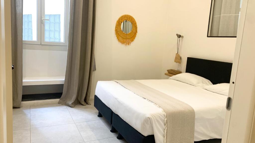 Fra Cielo E Mare Boutique Rooms Кальяри Номер фото